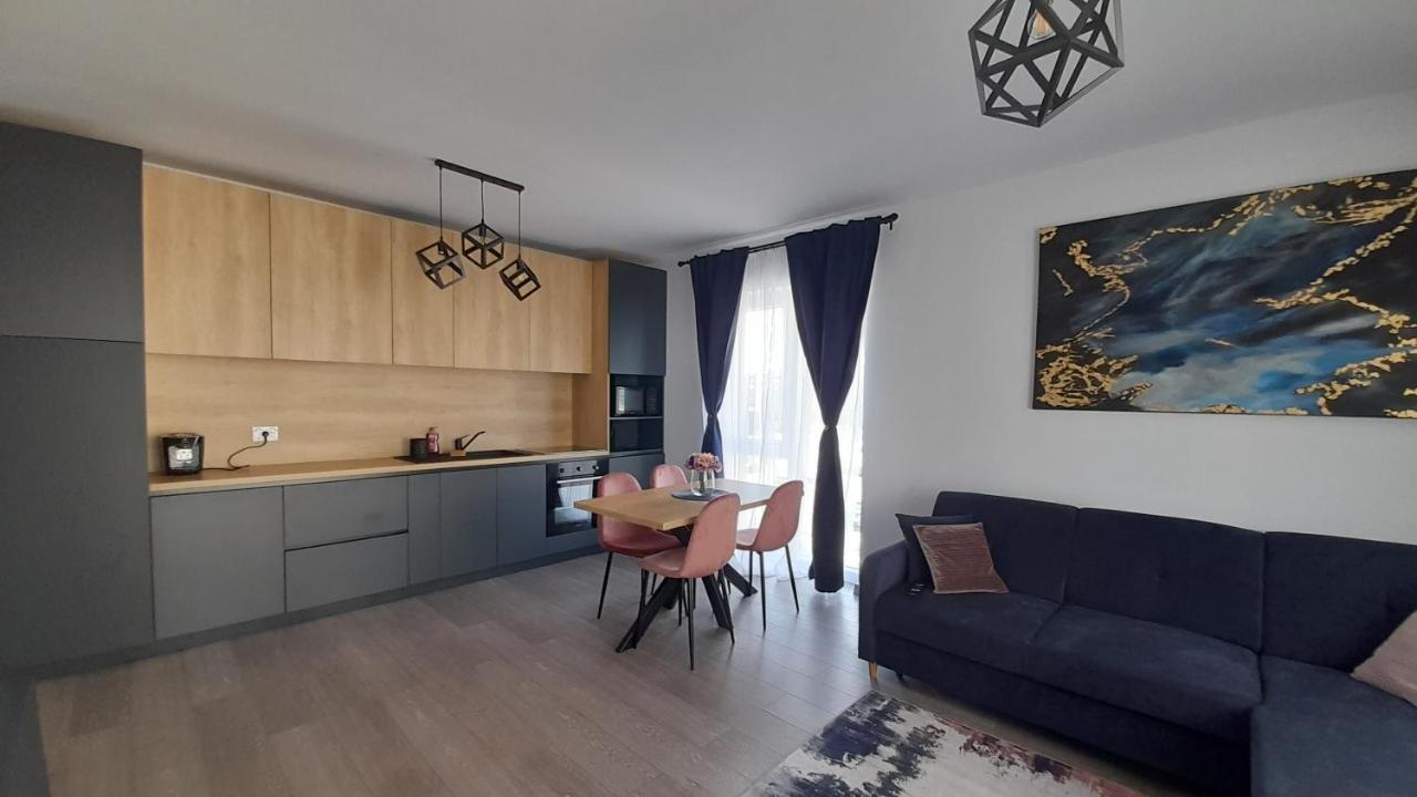 Sarah'S Place Oradea Exterior photo
