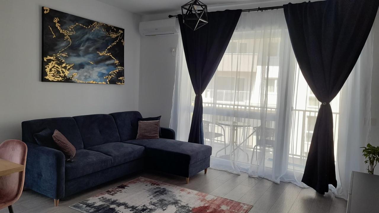Sarah'S Place Oradea Exterior photo